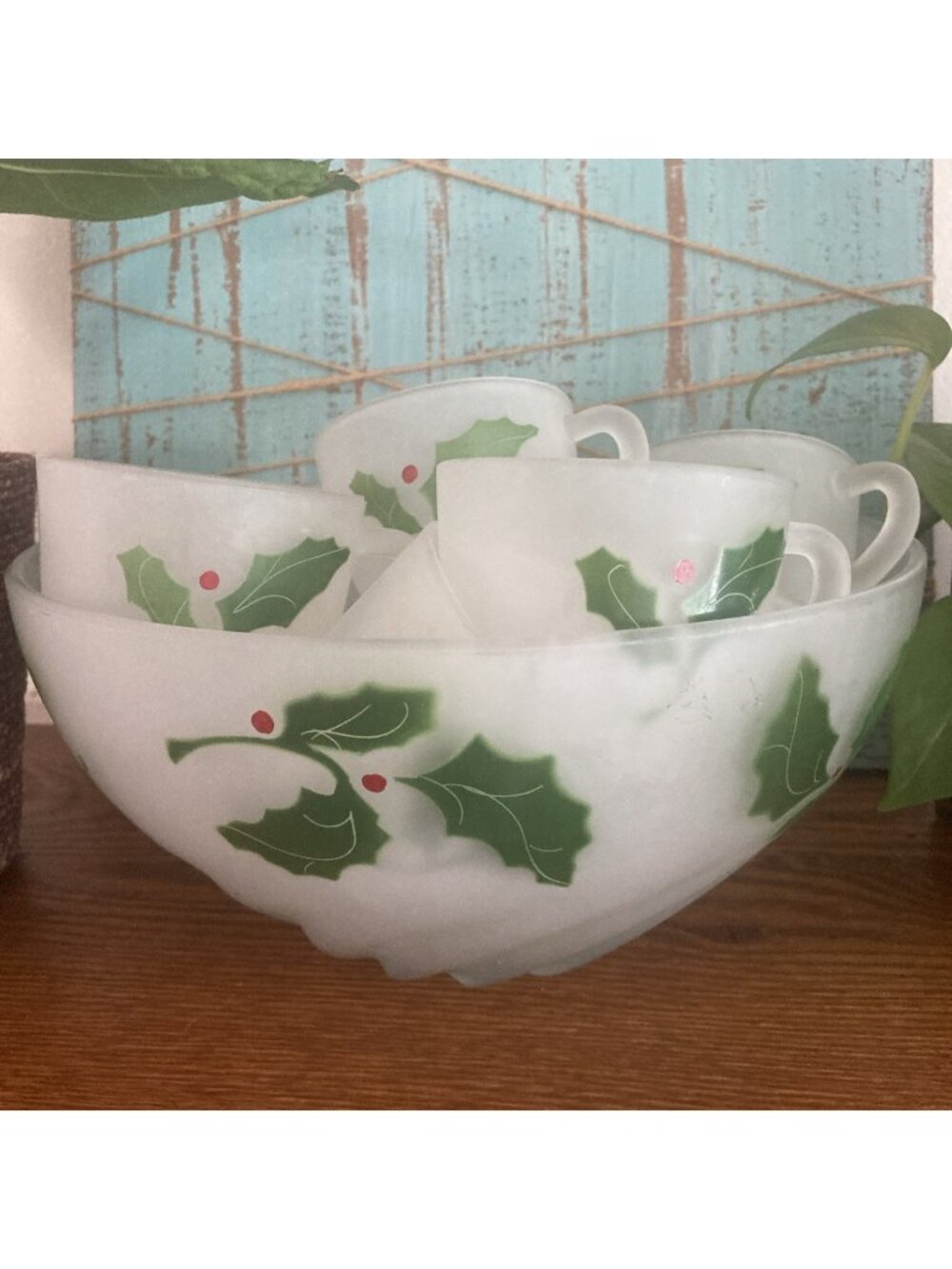 VTG MCM Federal Glass Frosted Christmas Holly & Berries Punch Bowl Set 12 Cups